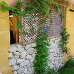Avec Etang Prive, Piscine Partagee Et Wifi En Dordogne - Fr-1-616-194 * Naussannes