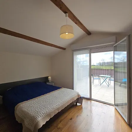 Avec étang Privé, Piscine Partagée Et Wifi En Dordogne - Fr-1-616-194 Naussannes