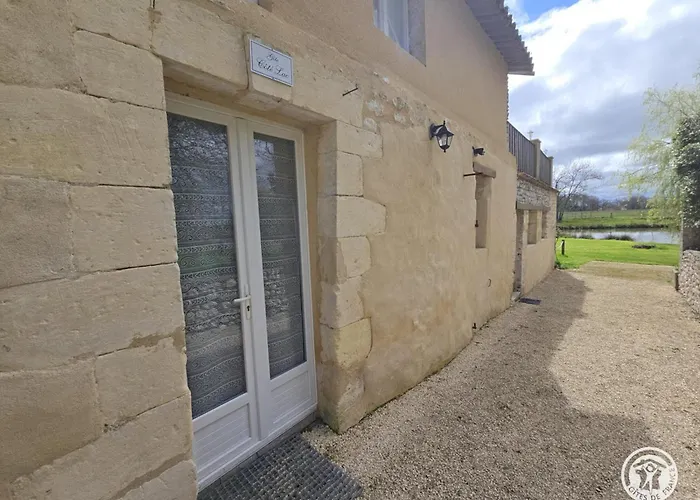 Avec Etang Prive, Piscine Partagee Et Wifi En Dordogne - Fr-1-616-194 別荘 *